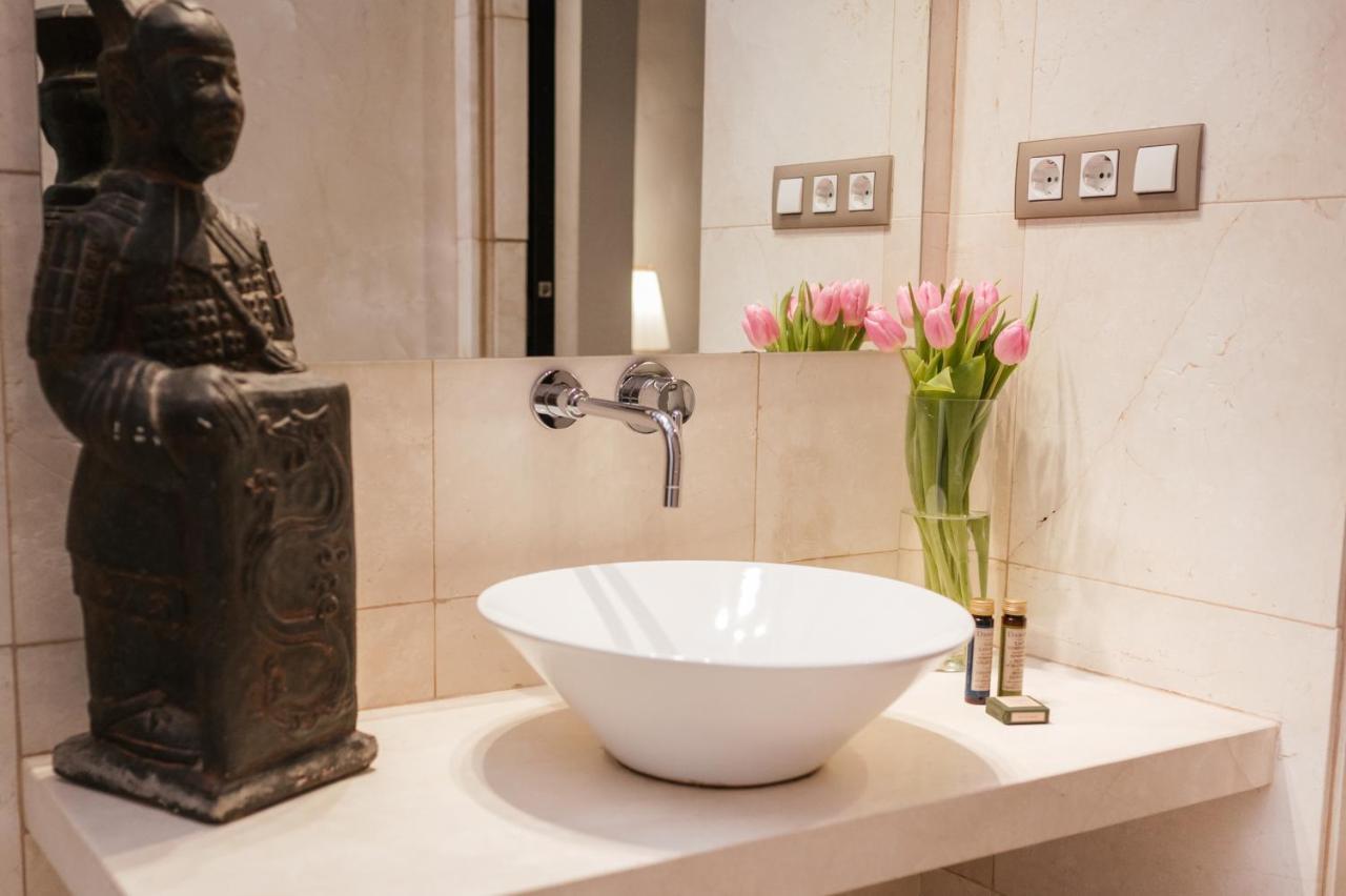 Отель Hc6 Boutique Marbella - Adults Only Экстерьер фото